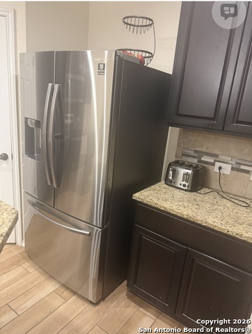 Image 7 of 31 For 114 Katy Way