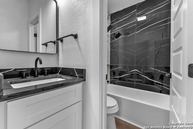 Image 14 of 36 For 1505 Woodlawn  3