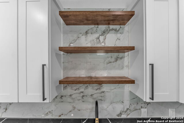 Image 19 of 36 For 1505 Woodlawn  3