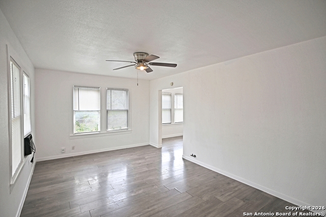 Image 5 of 18 For 968 Cedar E 100