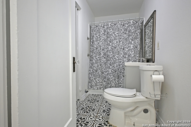 Image 9 of 18 For 968 Cedar E 100