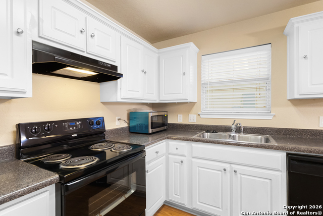 Image 9 of 29 For 5511 Hidden Canyon