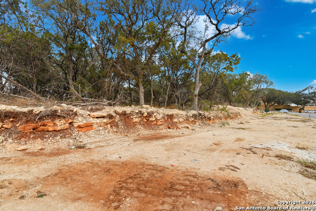 Image 7 of 18 For 6615 Live Oak Valley