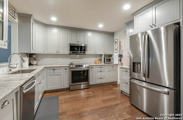 Image 9 of 34 For 8919 Wickfield