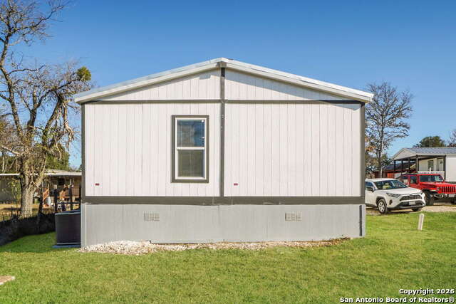 Image 16 of 32 For 193 Live Oaks  3