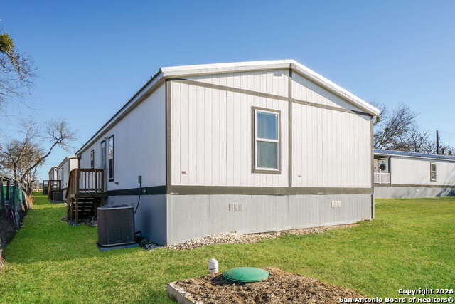 Image 17 of 32 For 193 Live Oaks  3