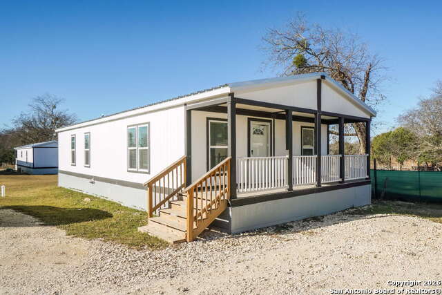 Image 3 of 32 For 193 Live Oaks  3