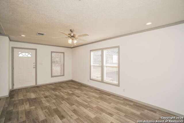 Image 6 of 32 For 193 Live Oaks  3