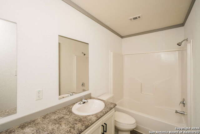 Image 9 of 32 For 193 Live Oaks  3