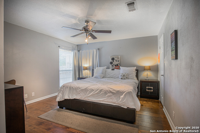 Image 18 of 33 For 23223 Whisper Canyon