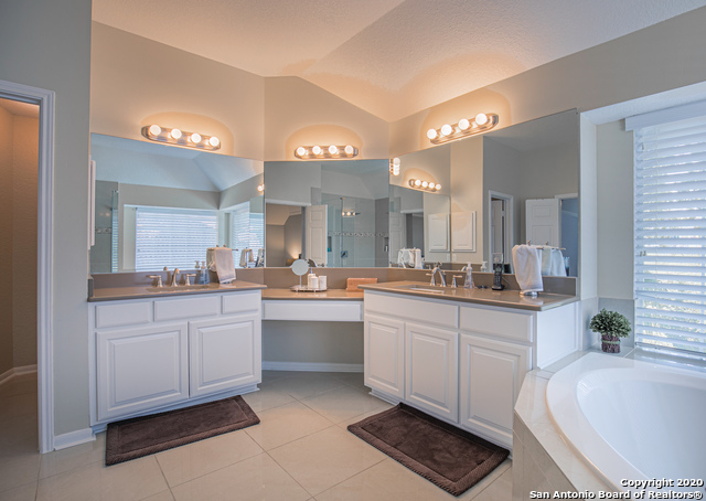 Image 25 of 33 For 23223 Whisper Canyon