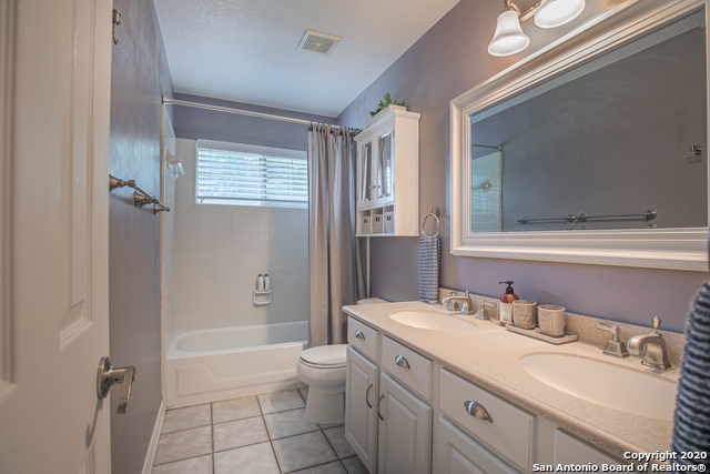 Image 29 of 33 For 23223 Whisper Canyon