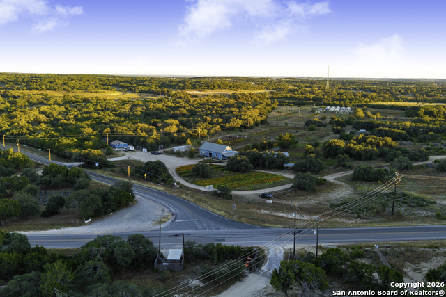 Image 11 of 40 For 13977 Ranch Road 2325