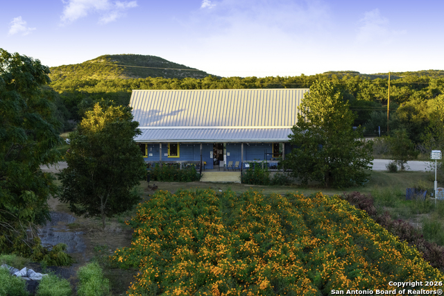 Image 13 of 40 For 13977 Ranch Road 2325