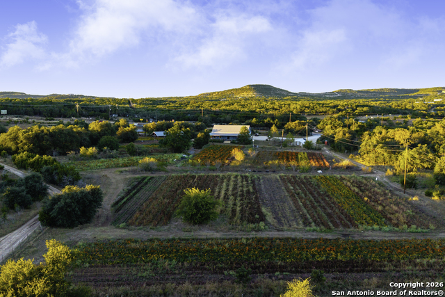 Image 15 of 40 For 13977 Ranch Road 2325