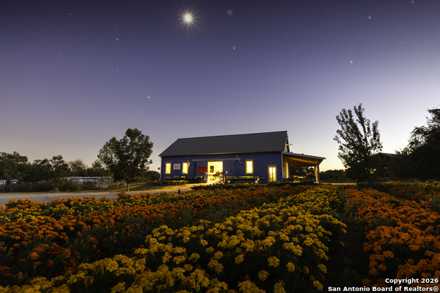 Image 32 of 40 For 13977 Ranch Road 2325