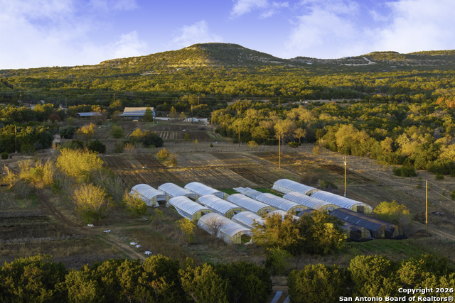 Image 4 of 40 For 13977 Ranch Road 2325