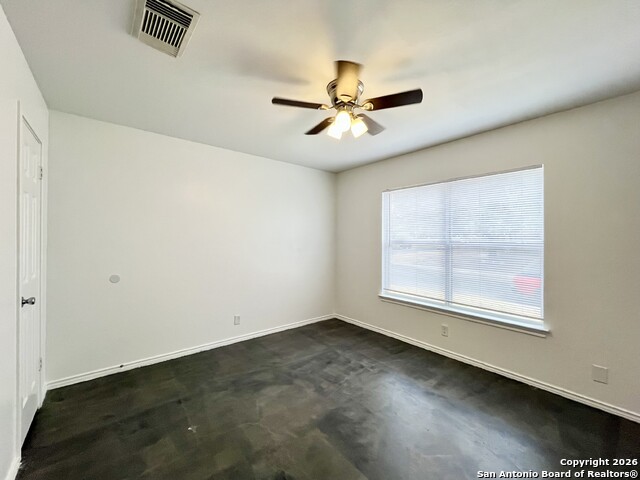 Image 22 of 35 For 2411 Westgard Pass