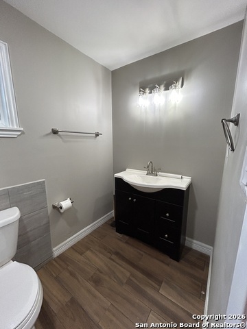 Image 13 of 38 For 1101 Crockett E