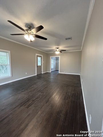 Image 7 of 38 For 1101 Crockett E