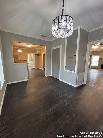 Image 9 of 38 For 1101 Crockett E