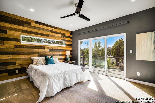 Image 15 of 26 For 1417 Crockett St E