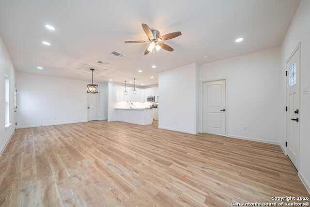 Image 4 of 40 For 140 Camino Verde