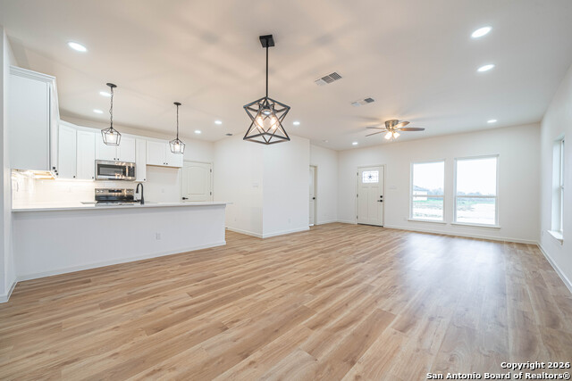 Image 6 of 40 For 140 Camino Verde