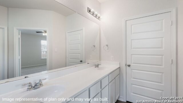 Listing photo id 15 for 20833 Stonework Spur