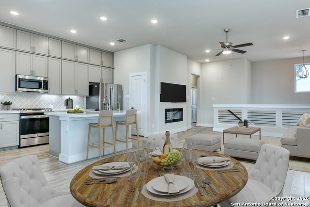 Image 2 of 34 For 8851 Oakland Rd  Unit 31