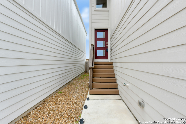 Image 20 of 34 For 8851 Oakland Rd  Unit 31