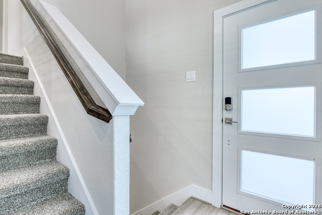 Image 22 of 34 For 8851 Oakland Rd  Unit 31