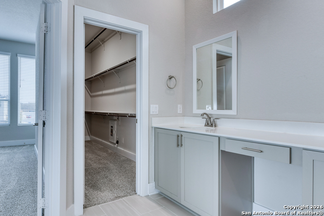 Image 30 of 34 For 8851 Oakland Rd  Unit 31