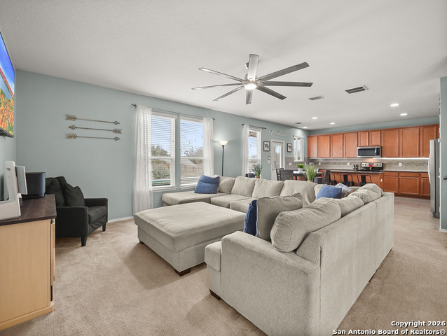 Image 9 of 50 For 102 Texas Thistle