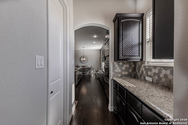 Image 23 of 47 For 13015 Hunters Trace