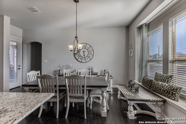 Image 25 of 47 For 13015 Hunters Trace