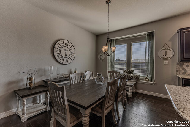 Image 26 of 47 For 13015 Hunters Trace