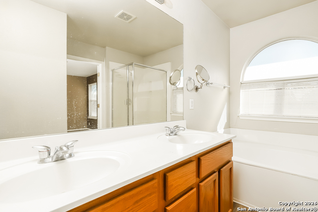 Image 16 of 22 For 4114 Bear Oak