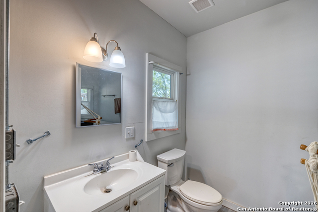 Image 23 of 42 For 10581 Fm 2200