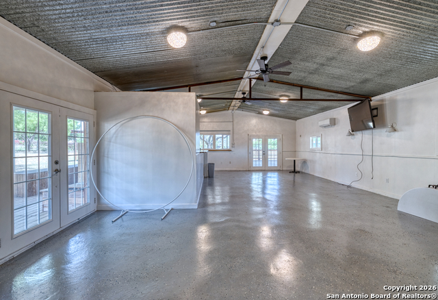 Image 24 of 42 For 10581 Fm 2200