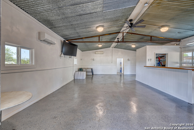 Image 28 of 42 For 10581 Fm 2200