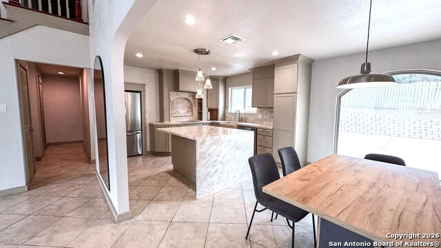 Listing photo id 10 for 12111 Woodsrim