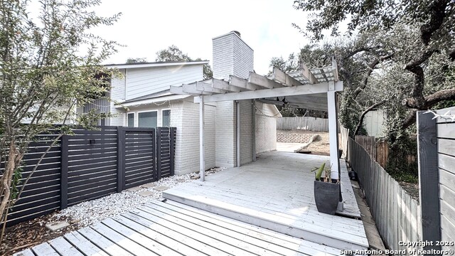 Listing photo id 0 for 12111 Woodsrim