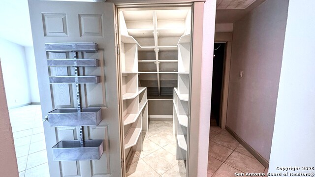 Listing photo id 4 for 12111 Woodsrim