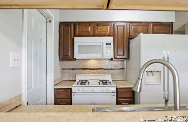 Image 10 of 33 For 126 Meadow Way