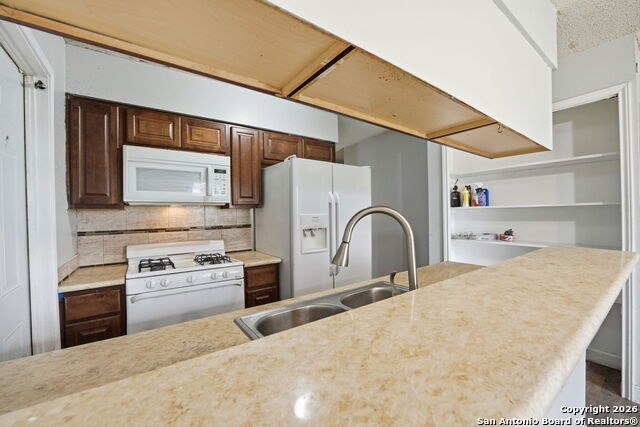 Image 11 of 33 For 126 Meadow Way