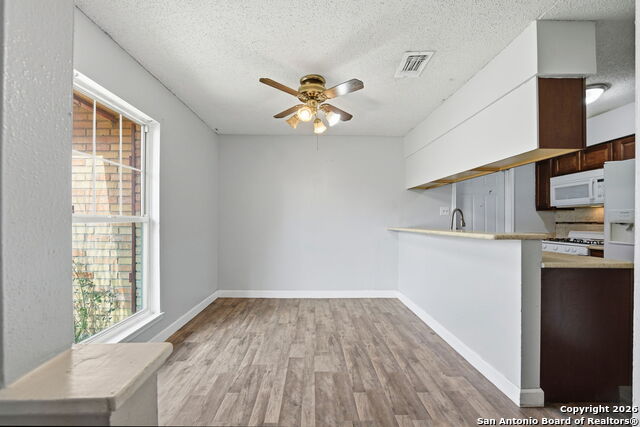 Image 14 of 33 For 126 Meadow Way