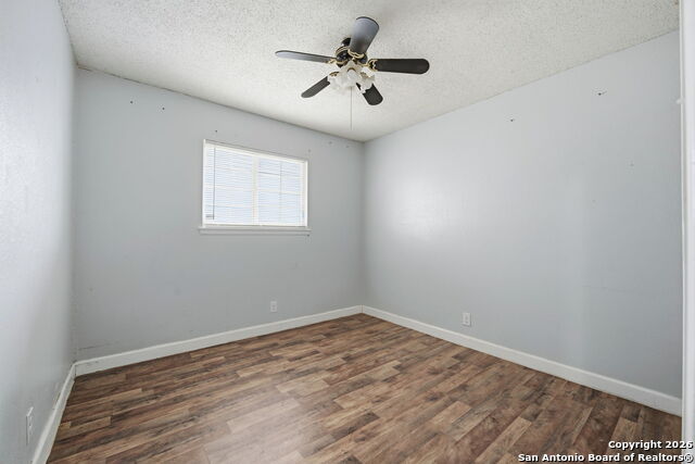 Image 25 of 33 For 126 Meadow Way