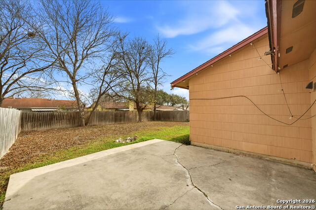 Image 29 of 33 For 126 Meadow Way