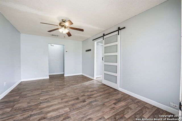 Image 7 of 33 For 126 Meadow Way